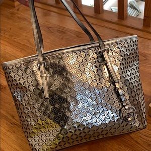 Sliver Michael Kors Purse